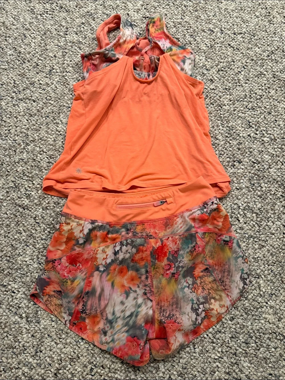 Athleta girls set sz medium